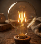 LUMOnova Classic Filament G95 in warmweißer Vintage-Leuchte
